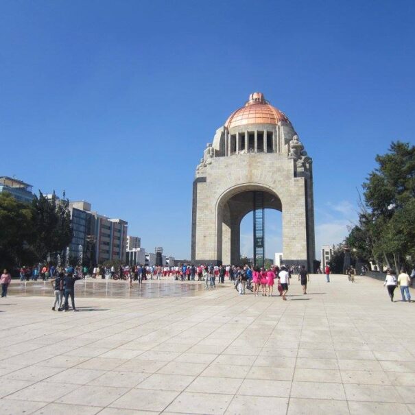 Monumento a la Revolución